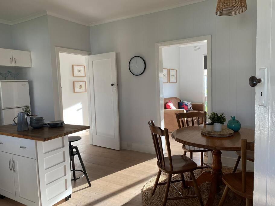 Windspray Cottage Port Albert Esterno foto